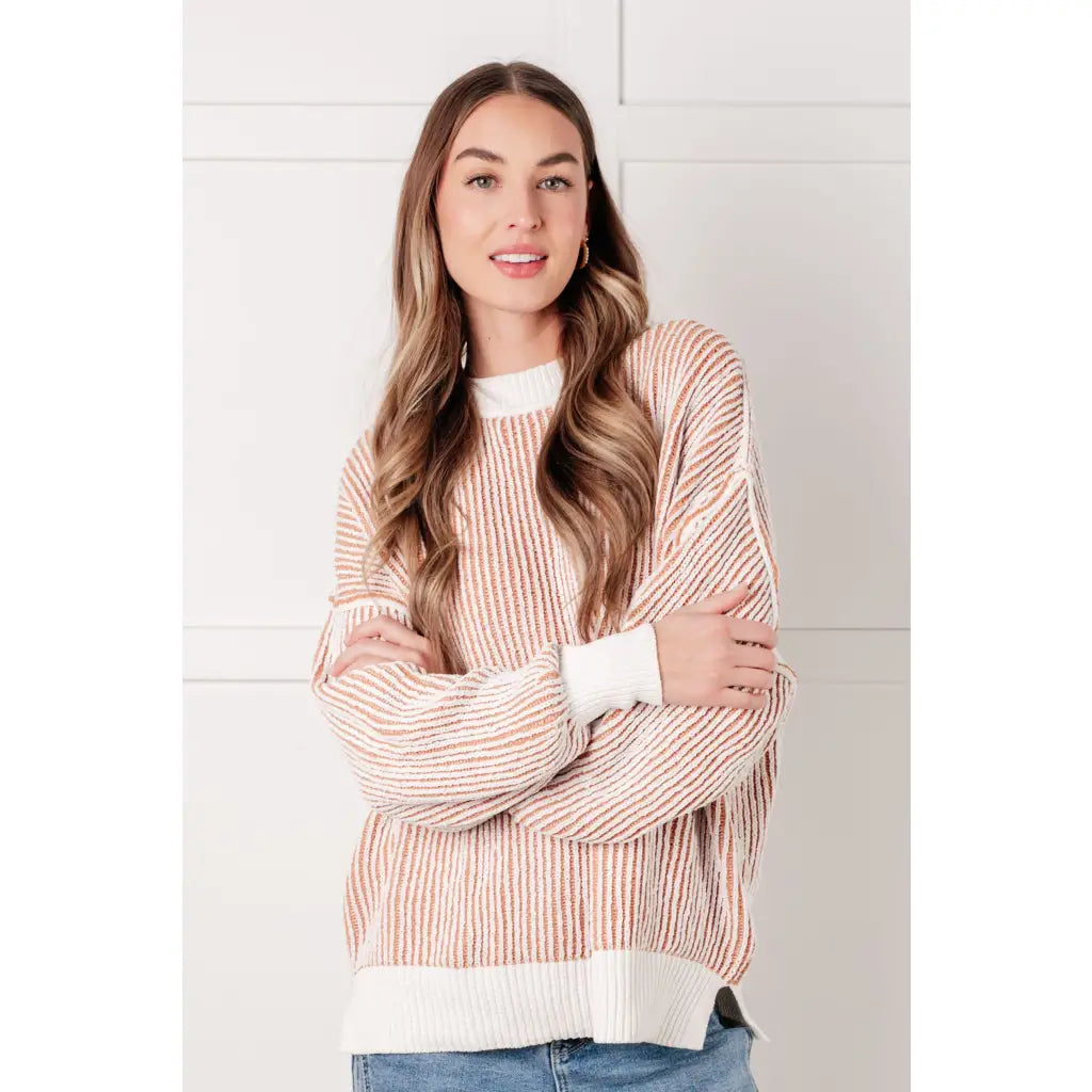 Our Cozy Oversized Contrast Trim Sweater in Mocha and White features a textured knit banded ribbed details on the round