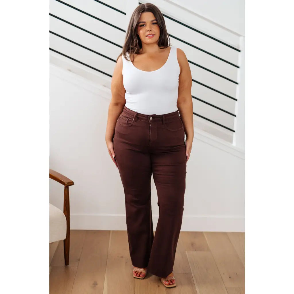 Our Espresso Flares Control Top Judy Blue Jeans look as great they feel! Enjoy the garment-dyed espresso brown coloring