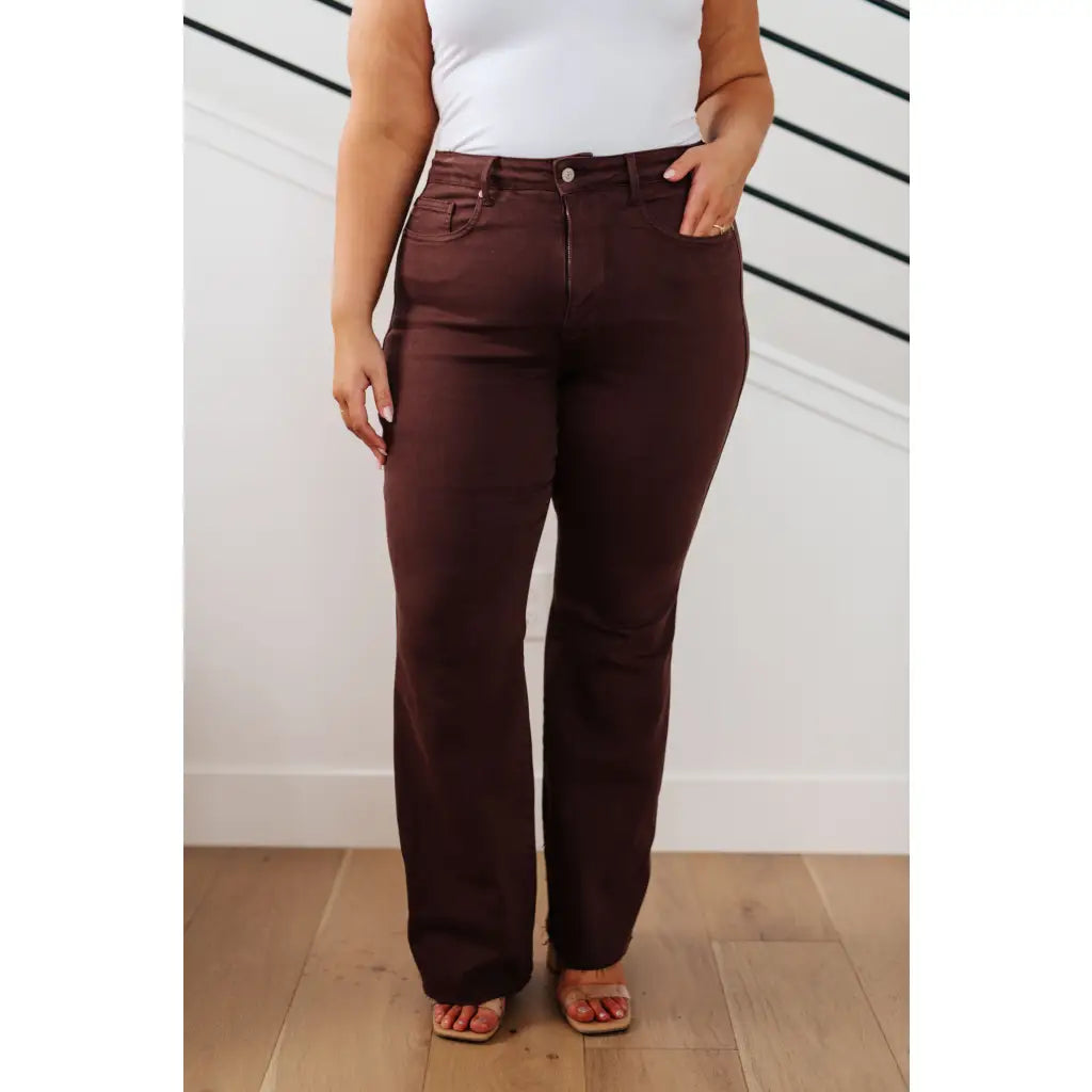 Our Espresso Flares Control Top Judy Blue Jeans look as great they feel! Enjoy the garment-dyed espresso brown coloring