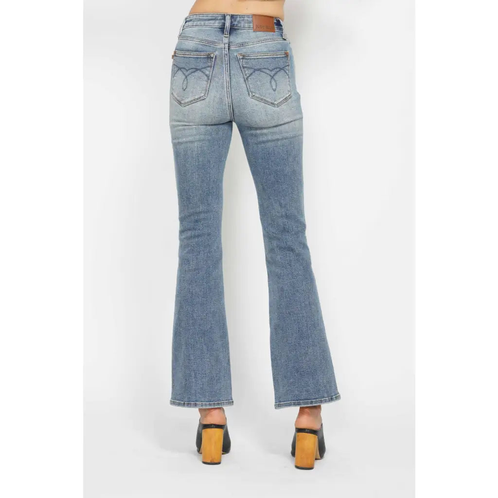 Judy Blue Tummy Control Bootcut Jeans flatter all shapes including curvy and plus sizes with embroidered pockets