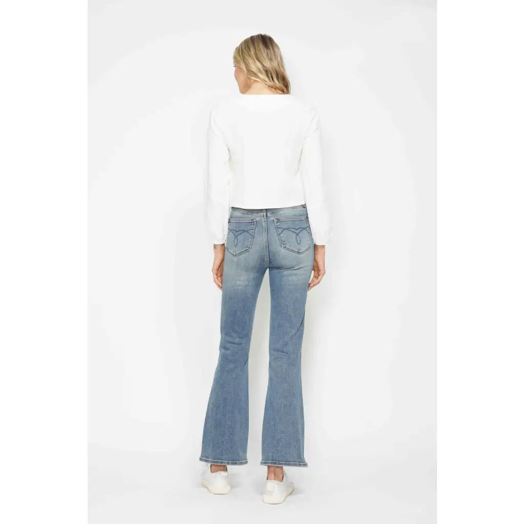 Judy Blue Tummy Control Bootcut Jeans flatter all shapes including curvy and plus sizes with embroidered pockets