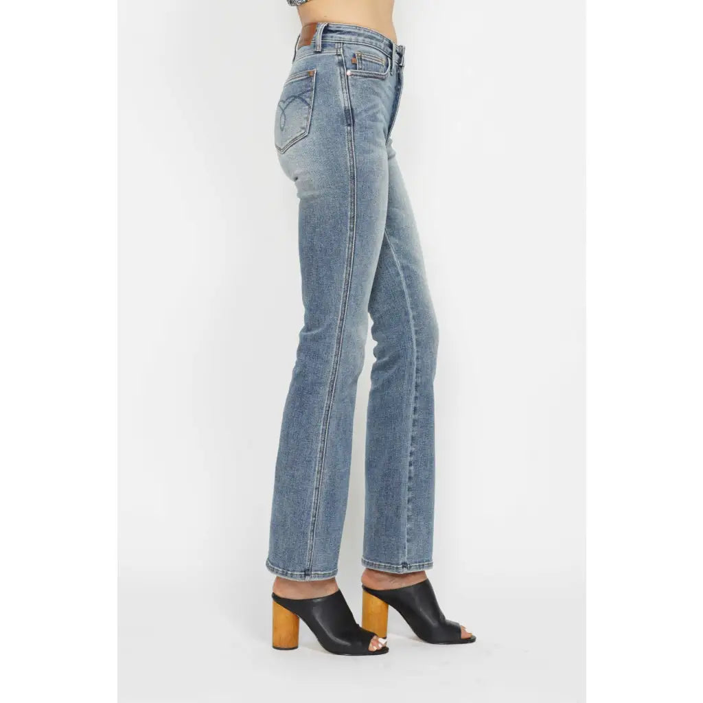 Judy Blue Tummy Control Bootcut Jeans flatter all shapes including curvy and plus sizes with embroidered pockets
