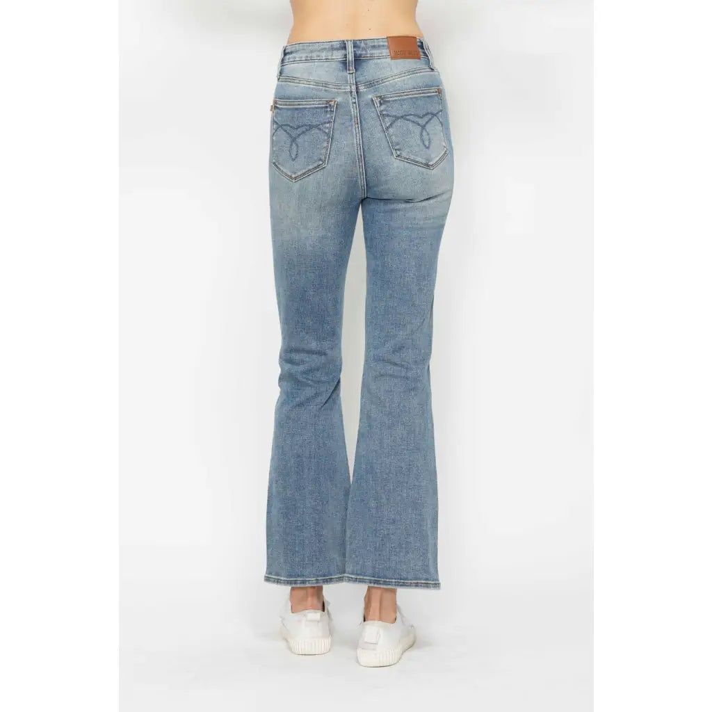 Judy Blue Tummy Control Bootcut Jeans flatter all shapes including curvy and plus sizes with embroidered pockets