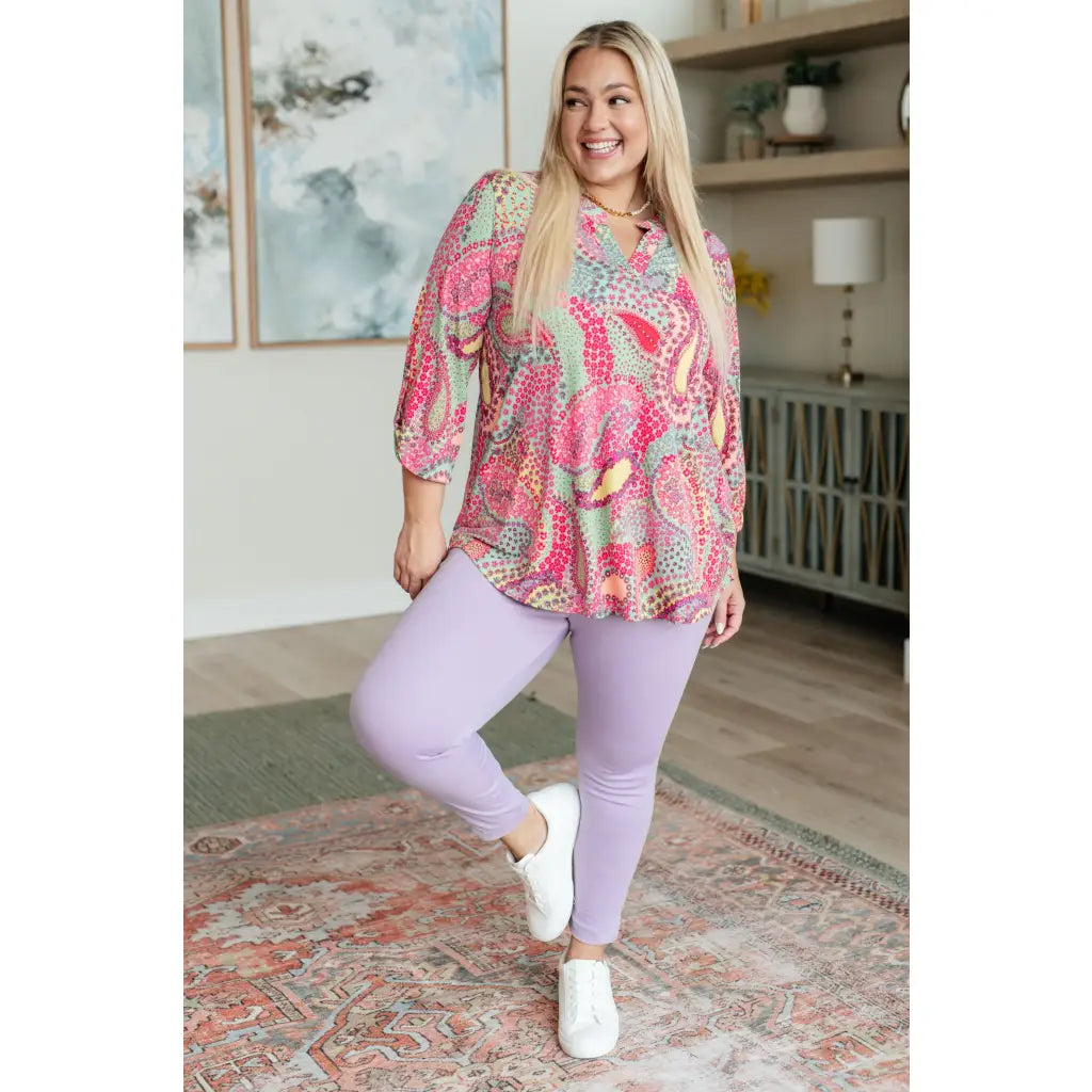 Our Magic Skinny Pants feature a high rise slim fit in ponte knit for flattering silhouette. The stretchy pull