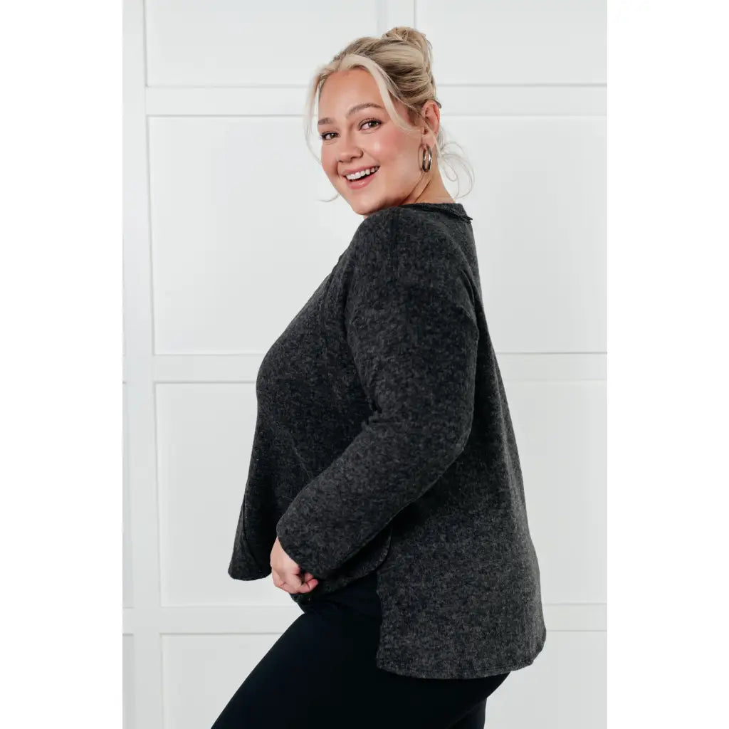 Take on the day in style and comfort with our Simply Soft Sweater Black. Made from luxurious stretchy brushed hacci