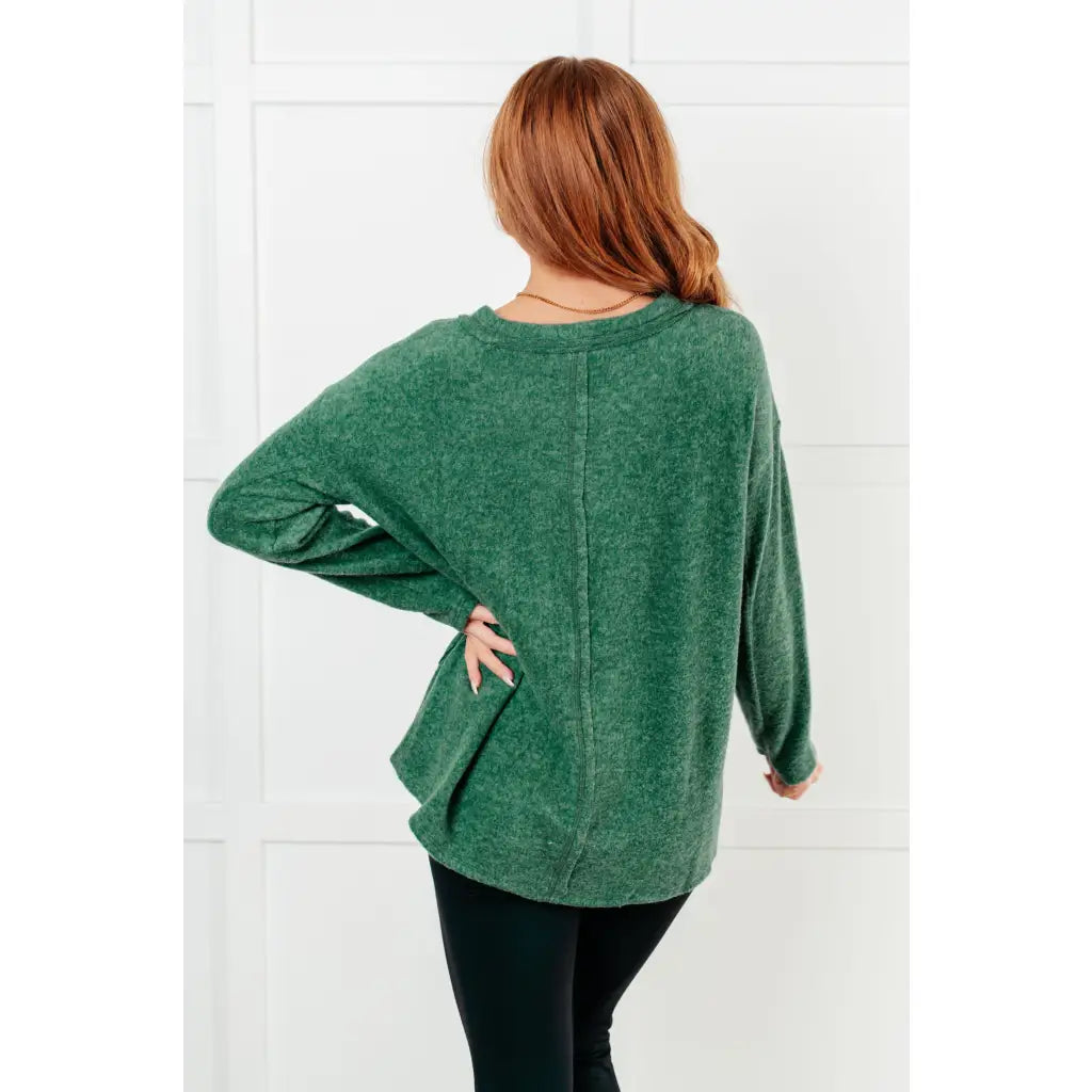 Take on the day in style and comfort with our Simply Soft Sweater Green. Made from luxurious stretchy brushed hacci