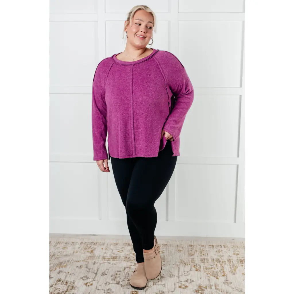 Take on the day in style and comfort with our Simply Soft Sweater Light Plum. Made from luxurious stretchy brushed
