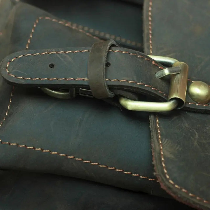 The Faust Crossbody Vintage Leather Camera Bag