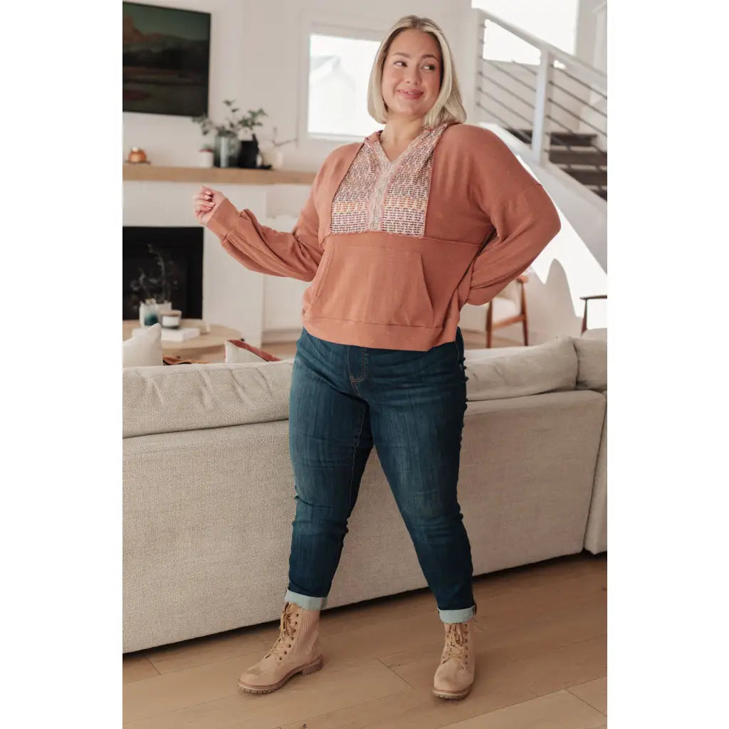 Our Wave Hello Textured Panel Hoodie is ideal for any closet. Crafted in a soft jersey knit heathered rust color