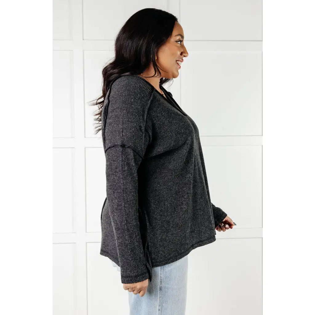 Get ready to cuddle up in our Basically Freezing Brushed Hacci Top Black! Its brushed stretchy fabric will keep