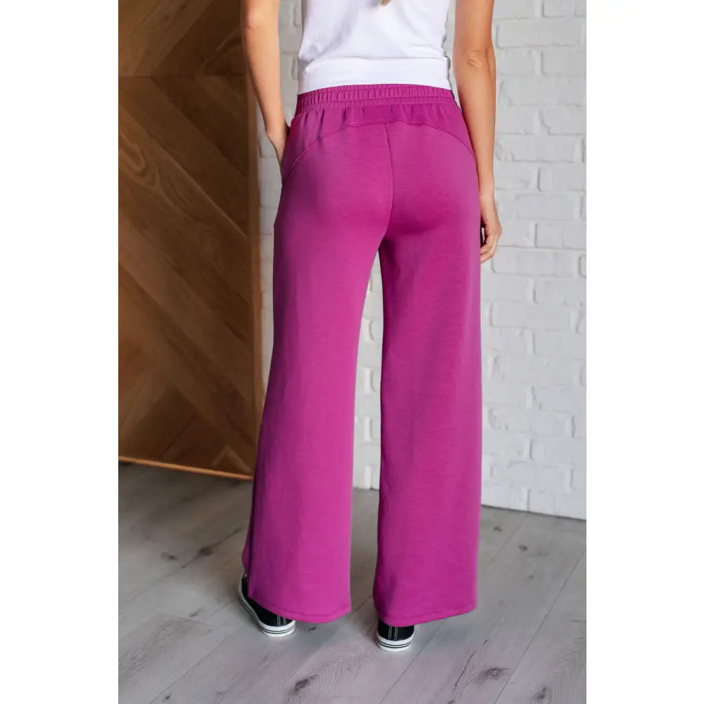 Stay stylish with our Boujee Basic Travel Wide Leg Pants in Magenta! Wrinkle resistant and so comfy! Plus it’s