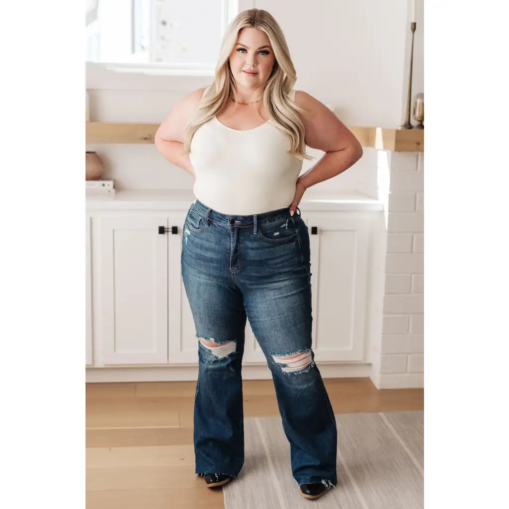 High on style and comfort our Cassandra Control Top Flare Judy Blue Jeans are sure to become your go-to for any outfit.