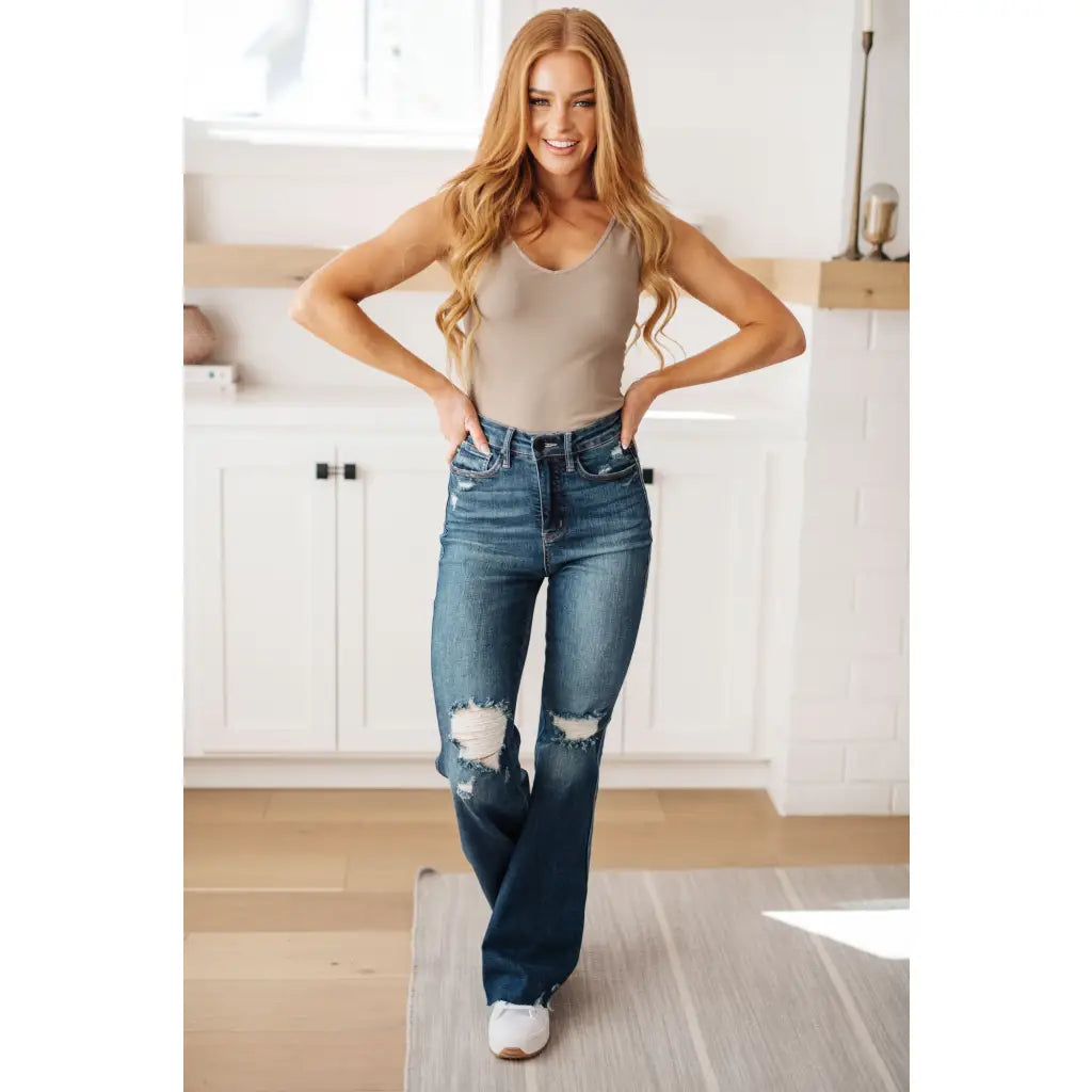 High on style and comfort our Cassandra Control Top Flare Judy Blue Jeans are sure to become your go-to for any outfit.