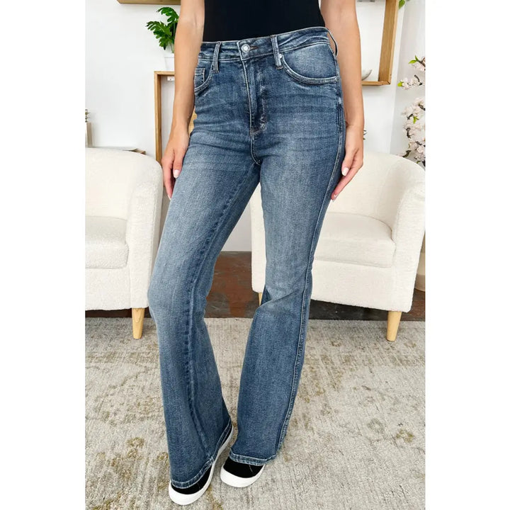 Casual Days Tummy Control Flare Judy Blue Jeans - 0/24