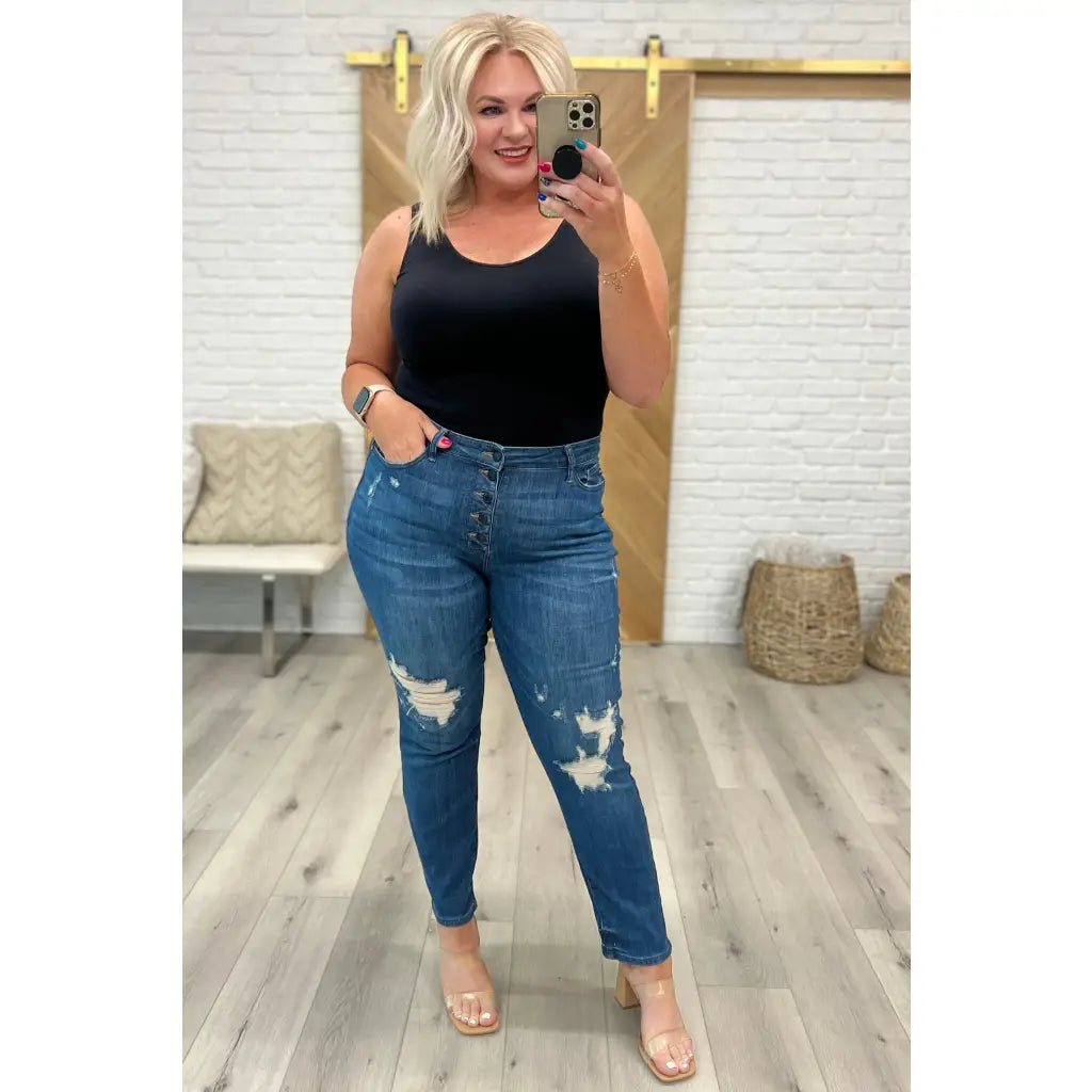 Show your style with these gorgeous Colt Distressed Boyfriend Judy Blue Jeans! Featuring a high rise button fly