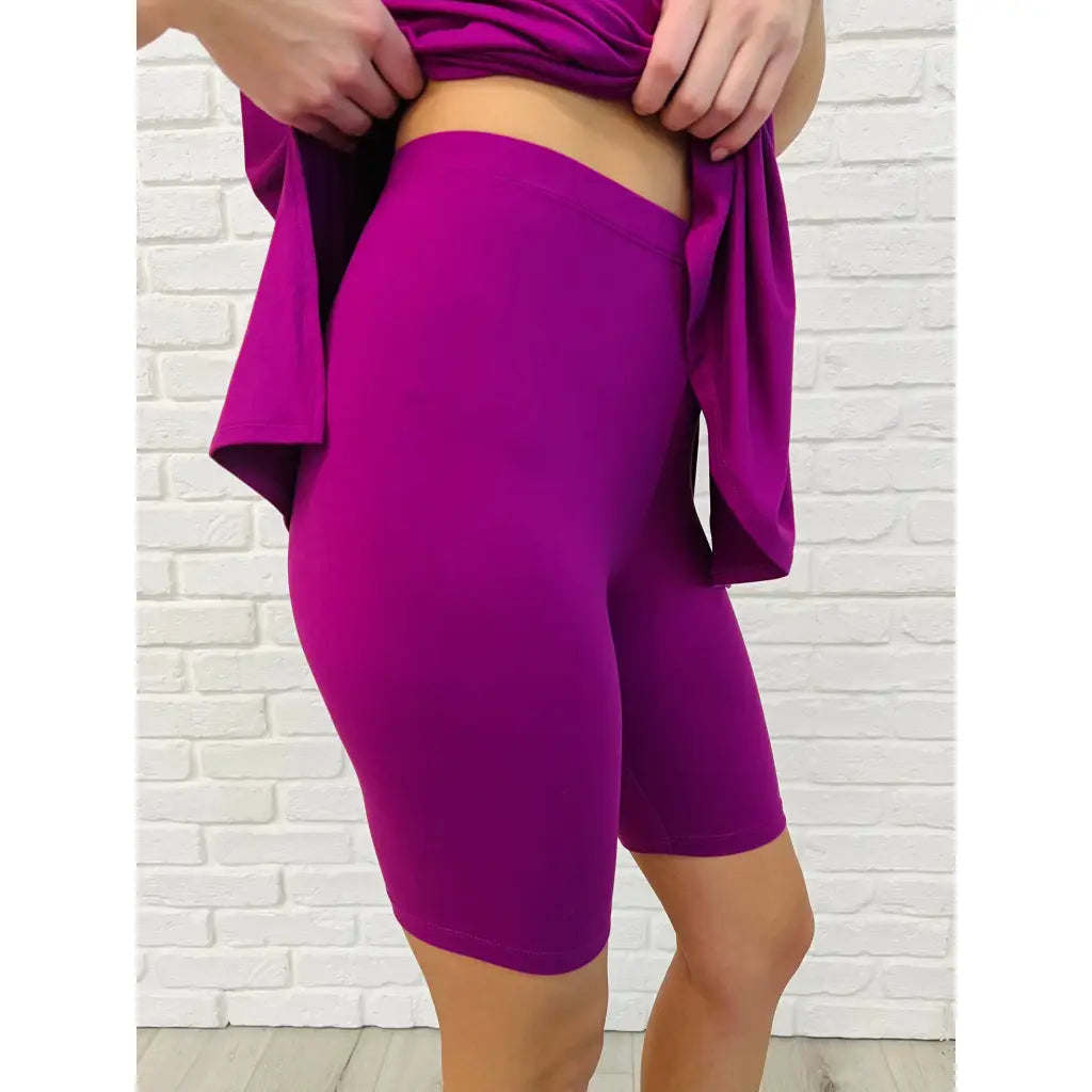 Stay comfy and stylish in the Comfy Cruising Biker Shorts Set Plum made from ultra soft brushed microfiber. A perfect