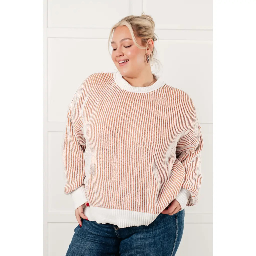 Our Cozy Oversized Contrast Trim Sweater in Mocha and White features a textured knit banded ribbed details on the round