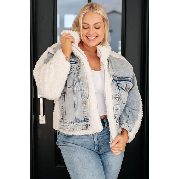 Cozy White Sherpa and Denim Jacket – Chic Warmth Meets