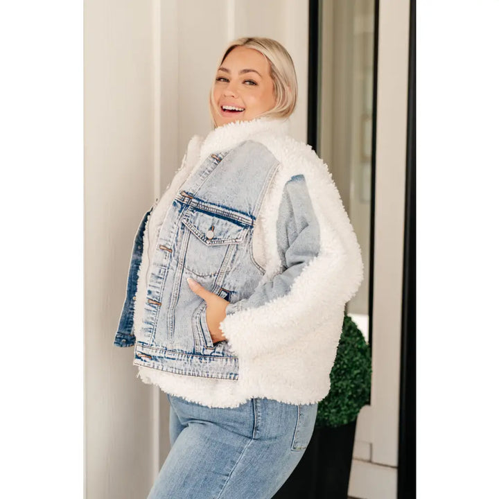 Cozy White Sherpa and Denim Jacket – Chic Warmth Meets