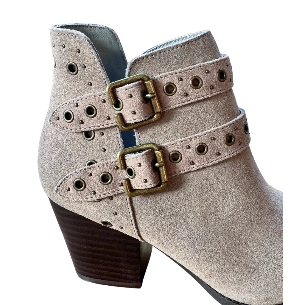 Timeless and versatile the Elsa Leather Ankle Boot in Taupe features a chic genuine suede with stylish hardware