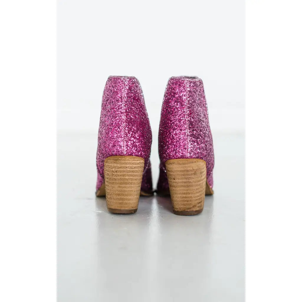 Fiera Booties in Fuchsia Pink Glitter