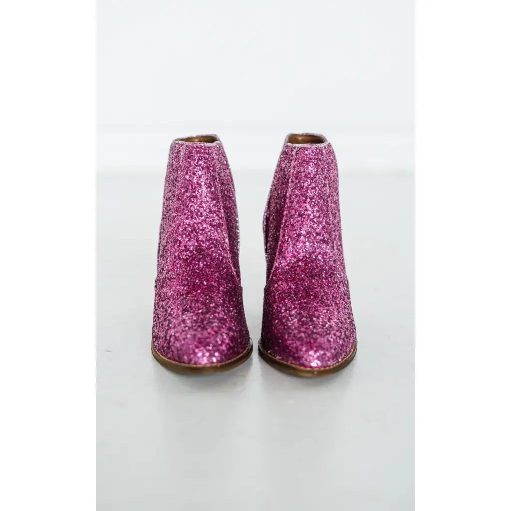 Fiera Booties in Fuchsia Pink Glitter