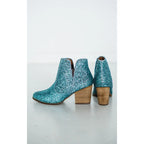 How cute are our Fiera Booties in Turquoise Blue Glitter? NOTHING quite says ’I’m here for the party’ like a pair