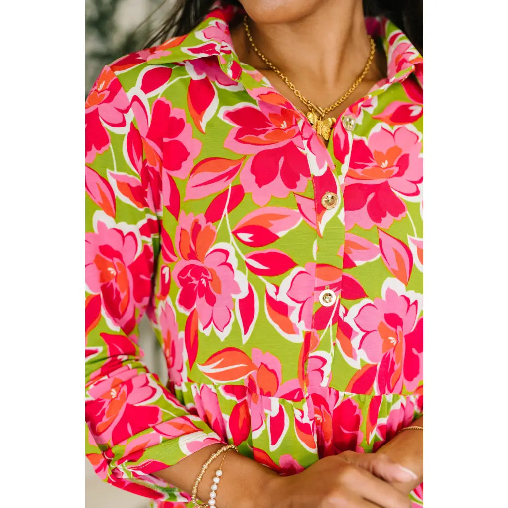 Shop this floral collared mini dress with high stretch fabric and pockets. Chic polished available in standard & plus