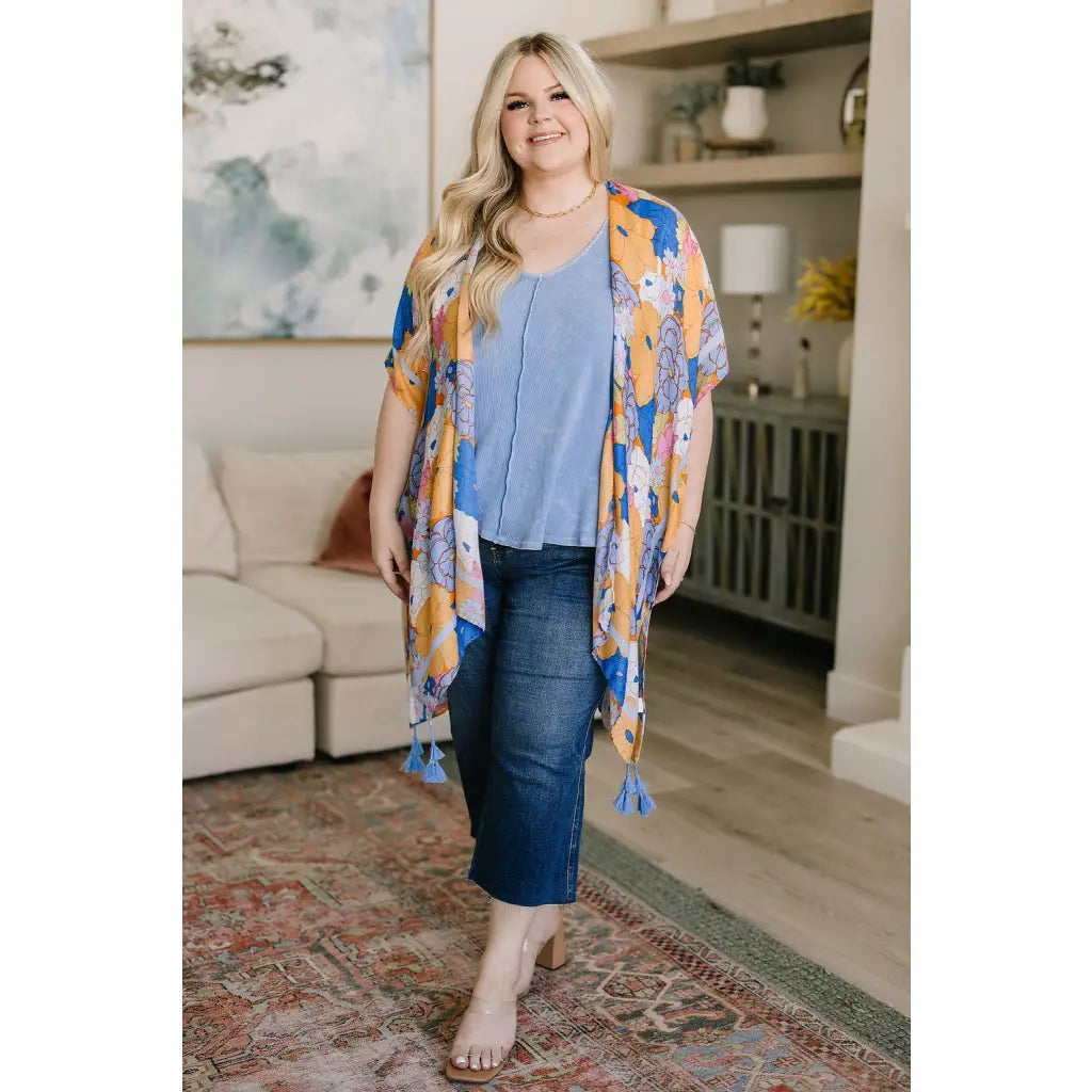 Discover effortless style with our Hayes High Rise Wide Leg Crop Jeans. This medium wash 4-way stretch denim is cut