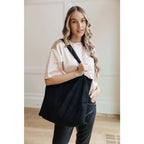 Stay chic and carefree with our Last Minute Corduroy Tote in Black. The relaxed vibe makes it perfect for any occasion