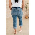 Introducing our Laura Mid Rise Cuffed Skinny Capri Jeans by Judy Blue your new go-to 4-way stretchy denim. The mid rise