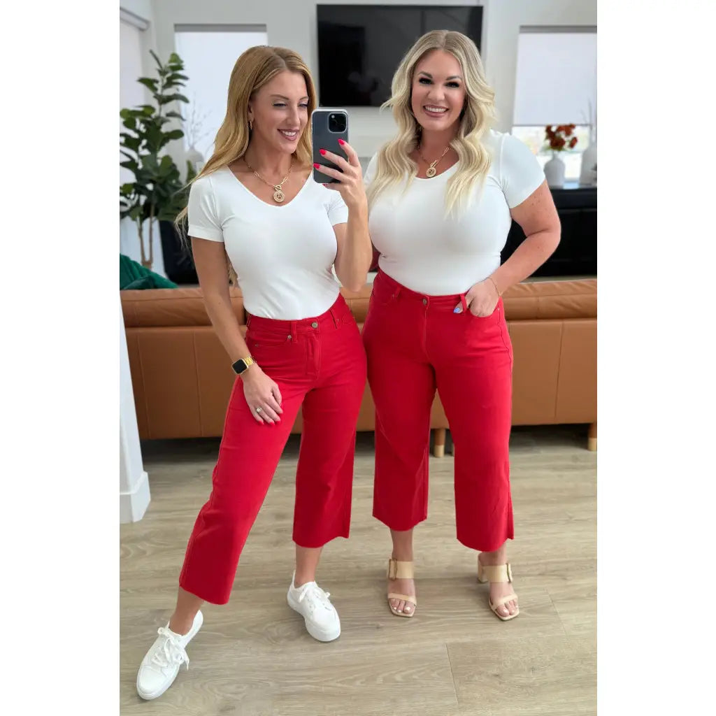 Slip into style and comfort with our Lisa High Rise Control Top Cropped Jeans in Red from Judy Blue. Featuring tummy