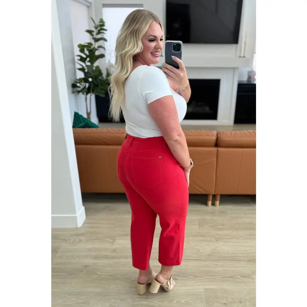 Slip into style and comfort with our Lisa High Rise Control Top Cropped Jeans in Red from Judy Blue. Featuring tummy