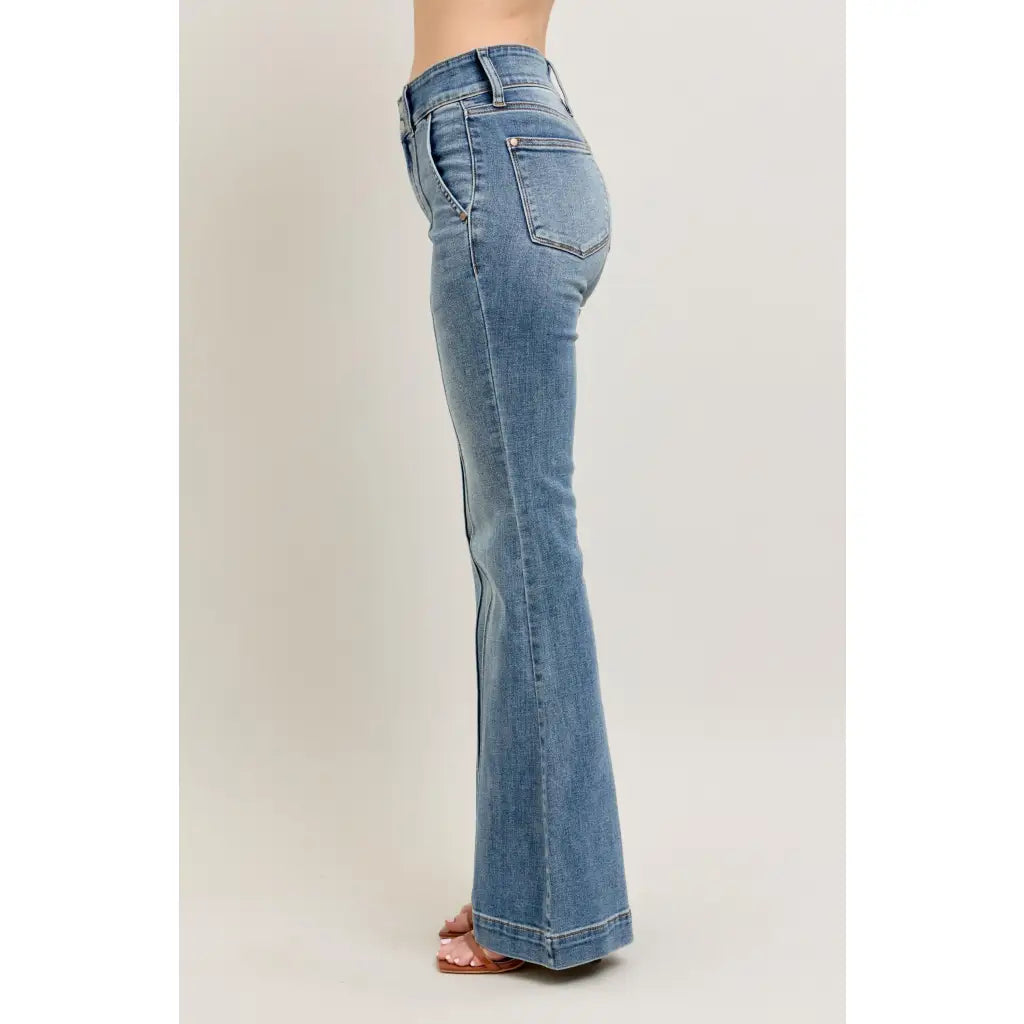 Long Legs and Lattes Flare Judy Blue jeans with high waist stretch fit seam detail. Plus size flattering boutique denim