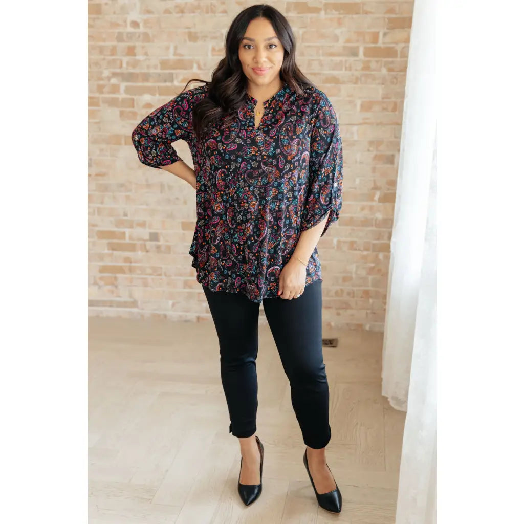 Our Magic Ankle Crop Skinny Pants feature a high rise slim fit in ponte knit. The stretchy pull-on design elastic