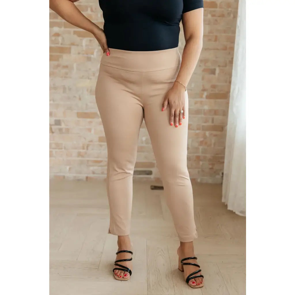 Our Magic Ankle Crop Skinny Pants feature a high rise slim fit in ponte knit. The stretchy pull-on design elastic