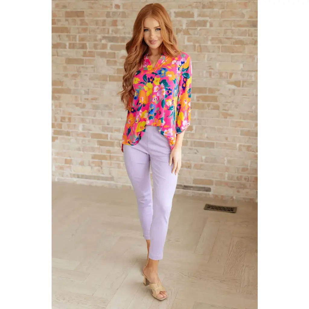 Our Magic Ankle Crop Skinny Pants feature a high rise slim fit in ponte knit. The stretchy pull-on design elastic