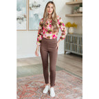 Our Magic Skinny Pants feature a high rise slim fit in ponte knit for flattering silhouette. The stretchy pull-on