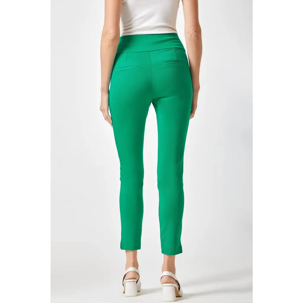 Our Magic Skinny Pants feature a high rise slim fit in ponte knit for flattering silhouette. The stretchy pull-on