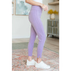 Our Magic Skinny Pants feature a high rise slim fit in ponte knit for flattering silhouette. The stretchy pull-on