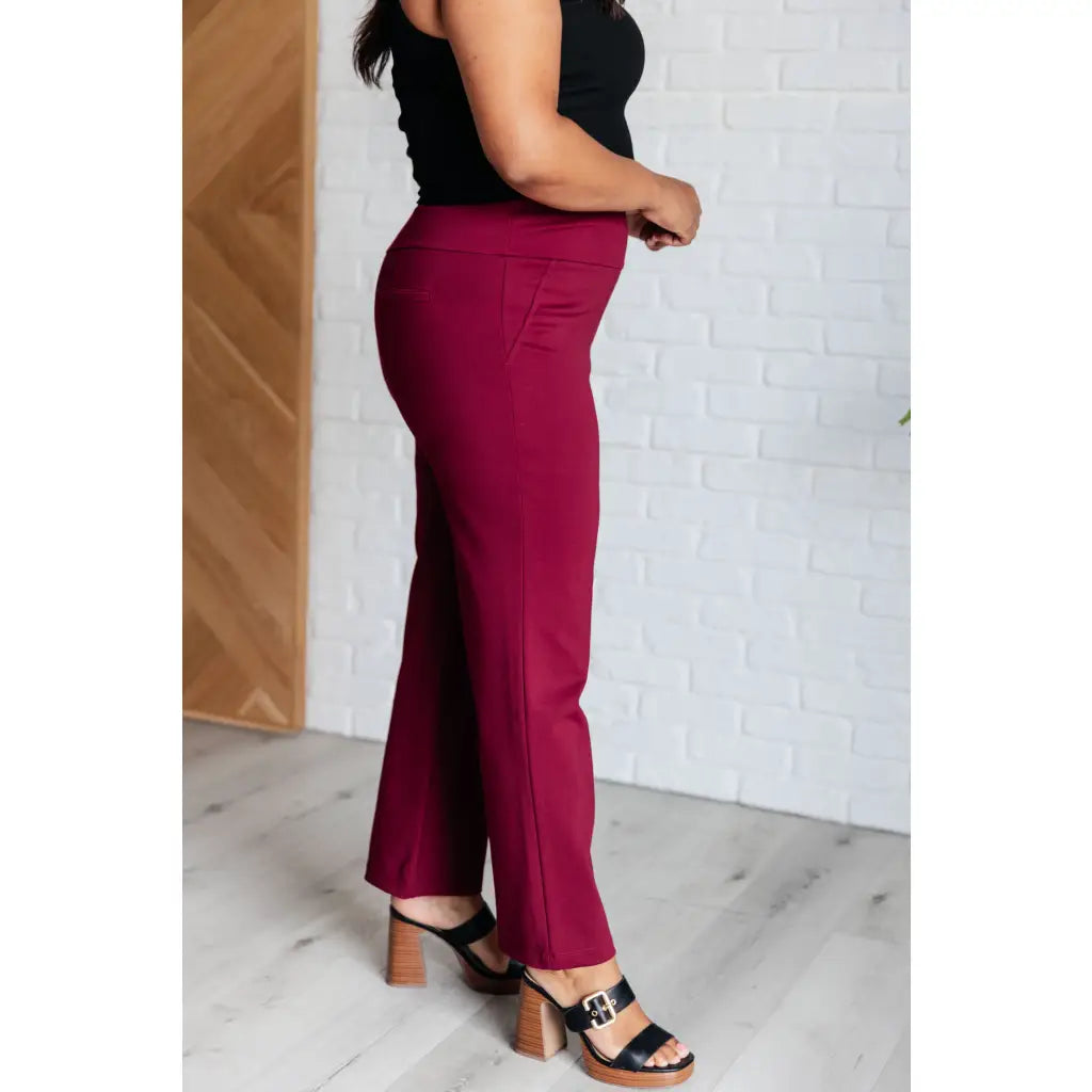 Our Magic Straight Leg Pants in Wine are made with a soft ponte knit fabric for ultimate comfort. These stretchy slim