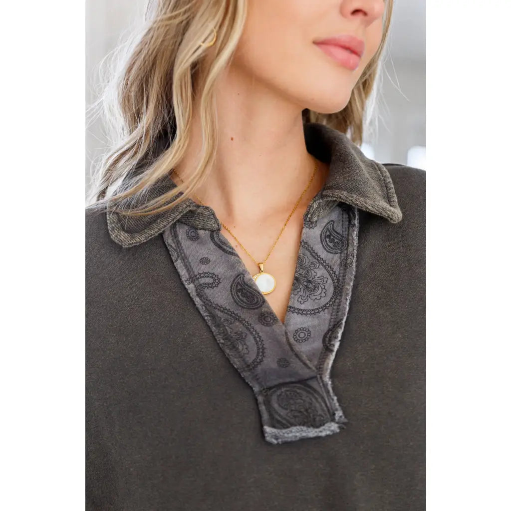 Elevate your casual wardrobe with our Moonstone Mineral Wash Pullover! Made from soft charcoal grey french terry fabric