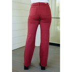 Introducing our Phoebe High Rise Judy Blue Burgundy Jeans! Designed with a flattering center front seam and comfortable