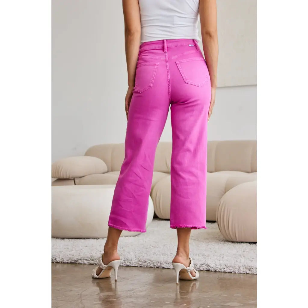 Our RFM Dylan Tummy Control Cropped Jeans high-waisted jeans give you tummy control to help rock your perfect shape!