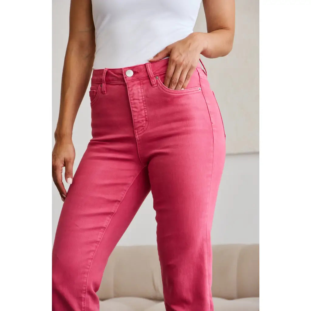 Our RFM Dylan Tummy Control Cropped Jeans high-waisted jeans give you tummy control to help rock your perfect shape!
