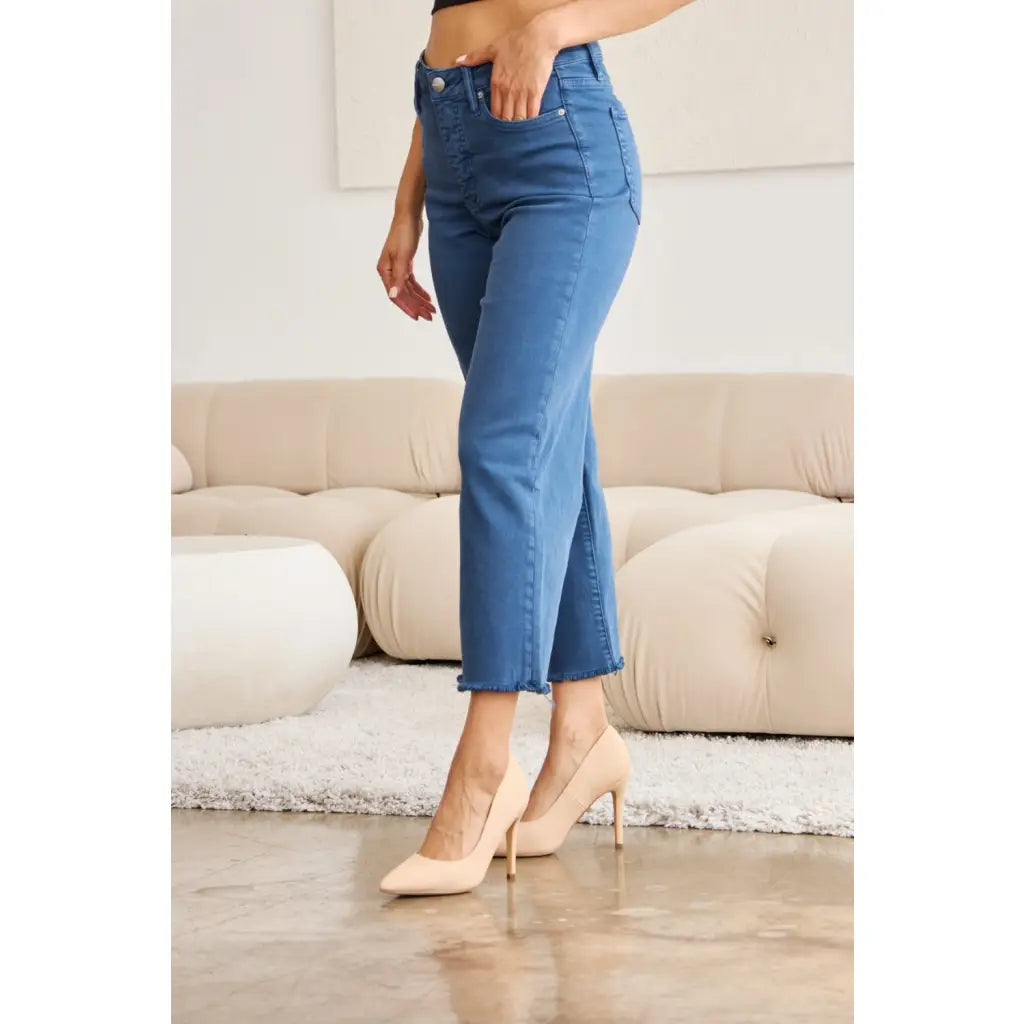 Introducing our new RFM Tummy Control Cropped Chloe Jeans in Blue Slate! These stylish jeans feature a high waist