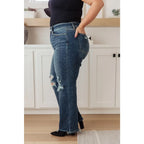 Your best outfits start with our Rose High Rise 90’s Straight Judy Blue Jeans! Featuring a gorgeous dark wash high rise