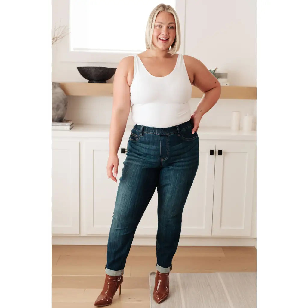 The Rowena Pull On Judy Blue Slim Cut Jeans provide a sleek and slimming fit with faux front pockets functional back