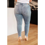 The Sherry Mid Rise Release Waistband Detail Skinny from Judy Blue are perfect for every closet. Featuring a medium