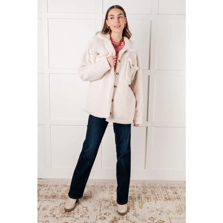 Shrouded in Sherpa Coat – Luxe Warmth and Effortless Style